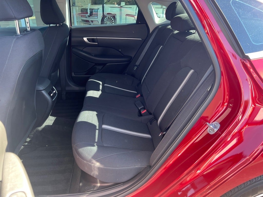 2025 Hyundai SONATA HYBRID SEL