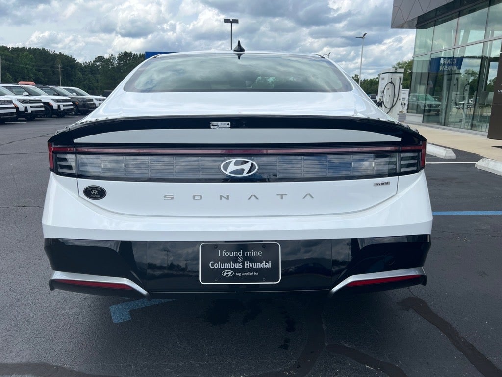 2025 Hyundai SONATA HYBRID SEL