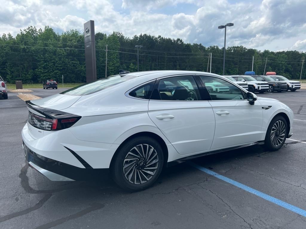 2025 Hyundai SONATA HYBRID SEL
