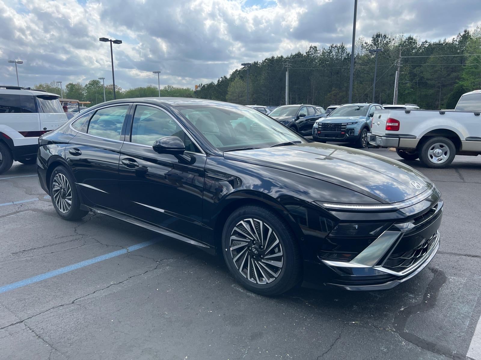 2026 Hyundai SONATA HYBRID Limited