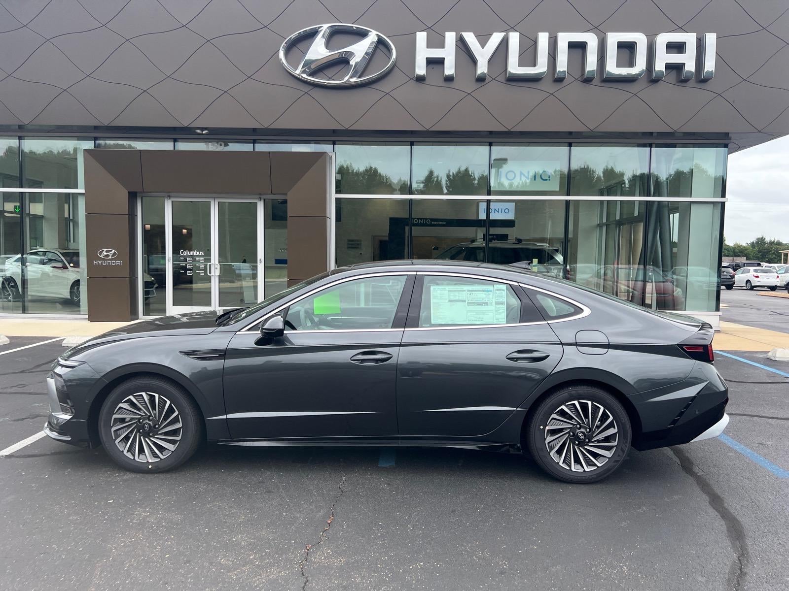 2026 Hyundai SONATA HYBRID Limited