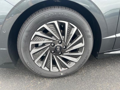 2026 Hyundai SONATA HYBRID Limited