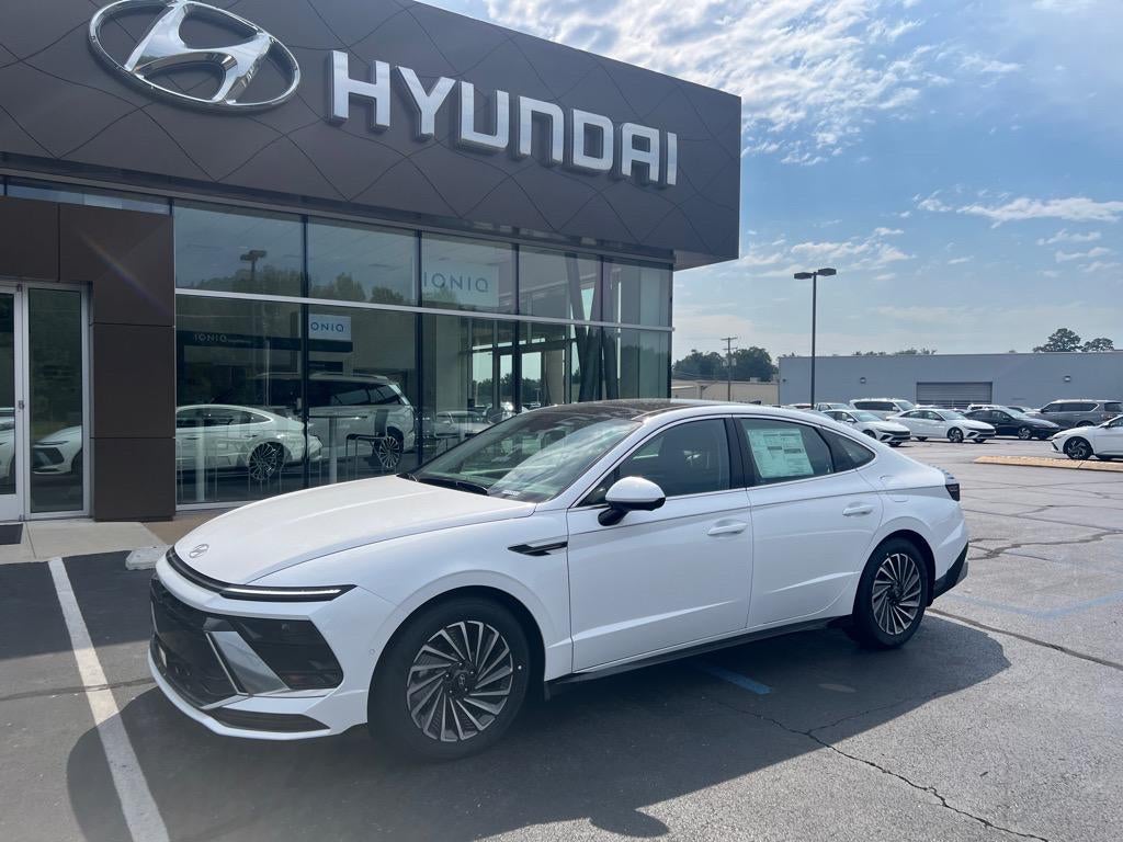 2025 Hyundai SONATA HYBRID Limited