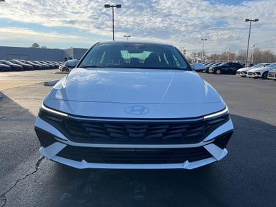 2026 Hyundai ELANTRA SE