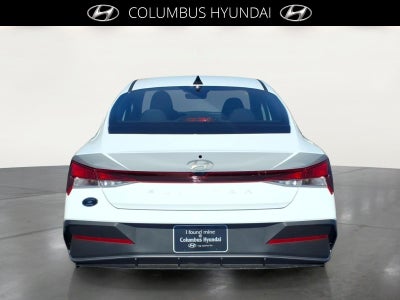 2026 Hyundai ELANTRA SE