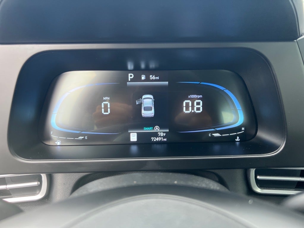 2024 Hyundai ELANTRA SE