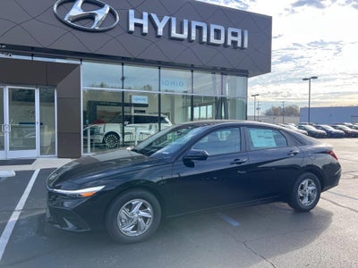 2026 Hyundai ELANTRA SE