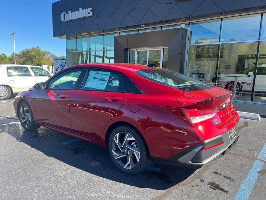2025 Hyundai ELANTRA SEL Sport