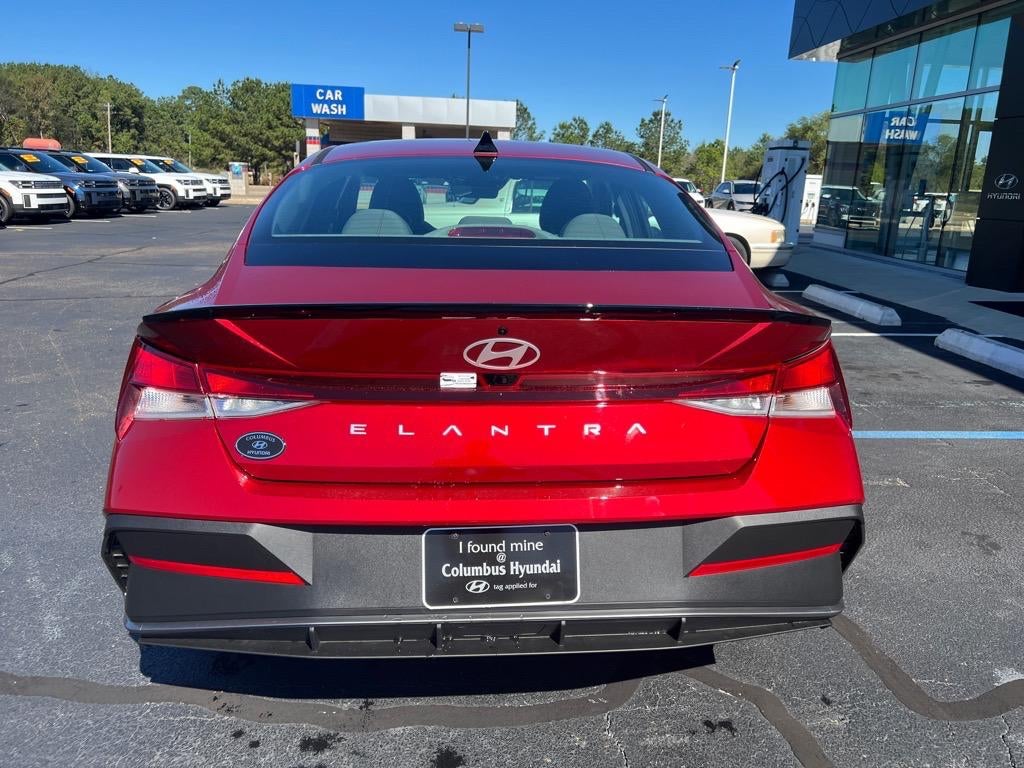 2025 Hyundai ELANTRA SEL Sport