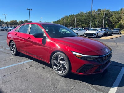 2025 Hyundai ELANTRA SEL Sport
