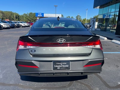 2025 Hyundai ELANTRA SEL Sport