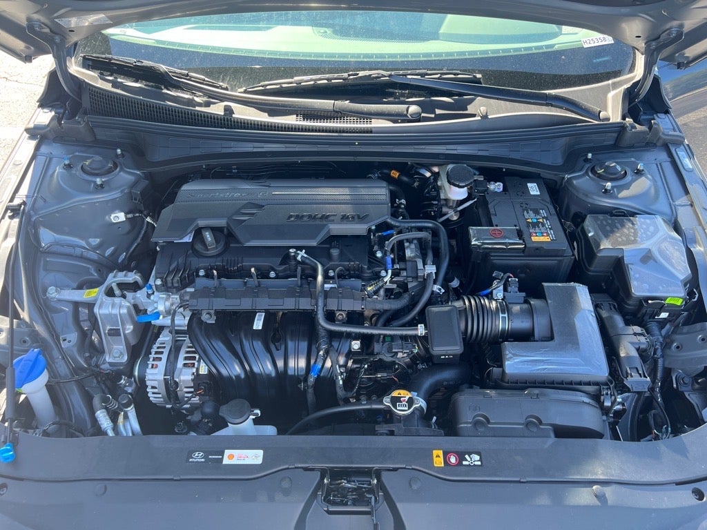 2025 Hyundai ELANTRA SEL Sport