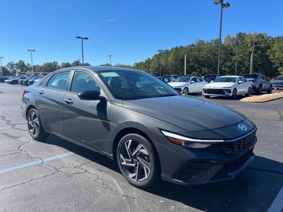 2025 Hyundai ELANTRA SEL Sport
