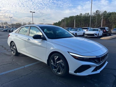 2025 Hyundai ELANTRA SEL Sport