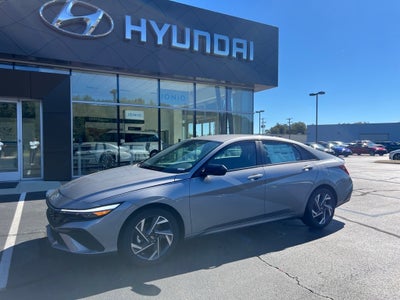 2025 Hyundai ELANTRA SEL Sport