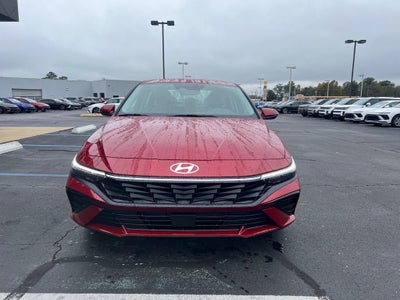2025 Hyundai ELANTRA Limited