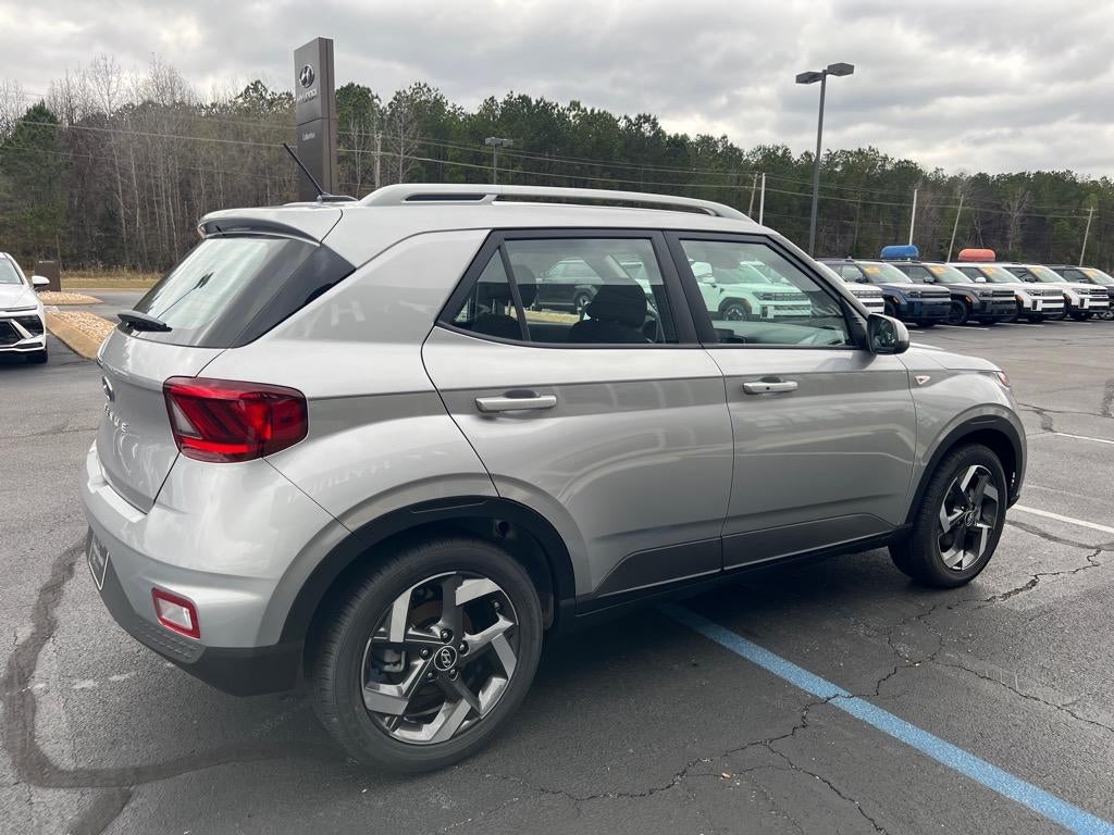 2025 Hyundai VENUE SEL