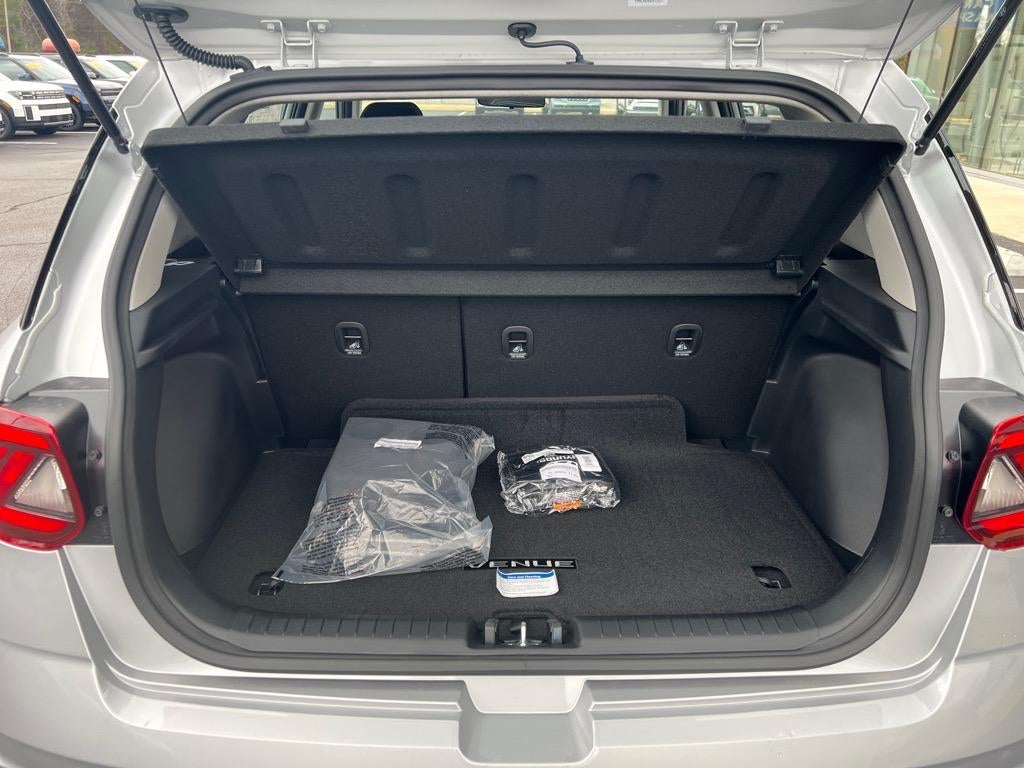 2025 Hyundai VENUE SEL