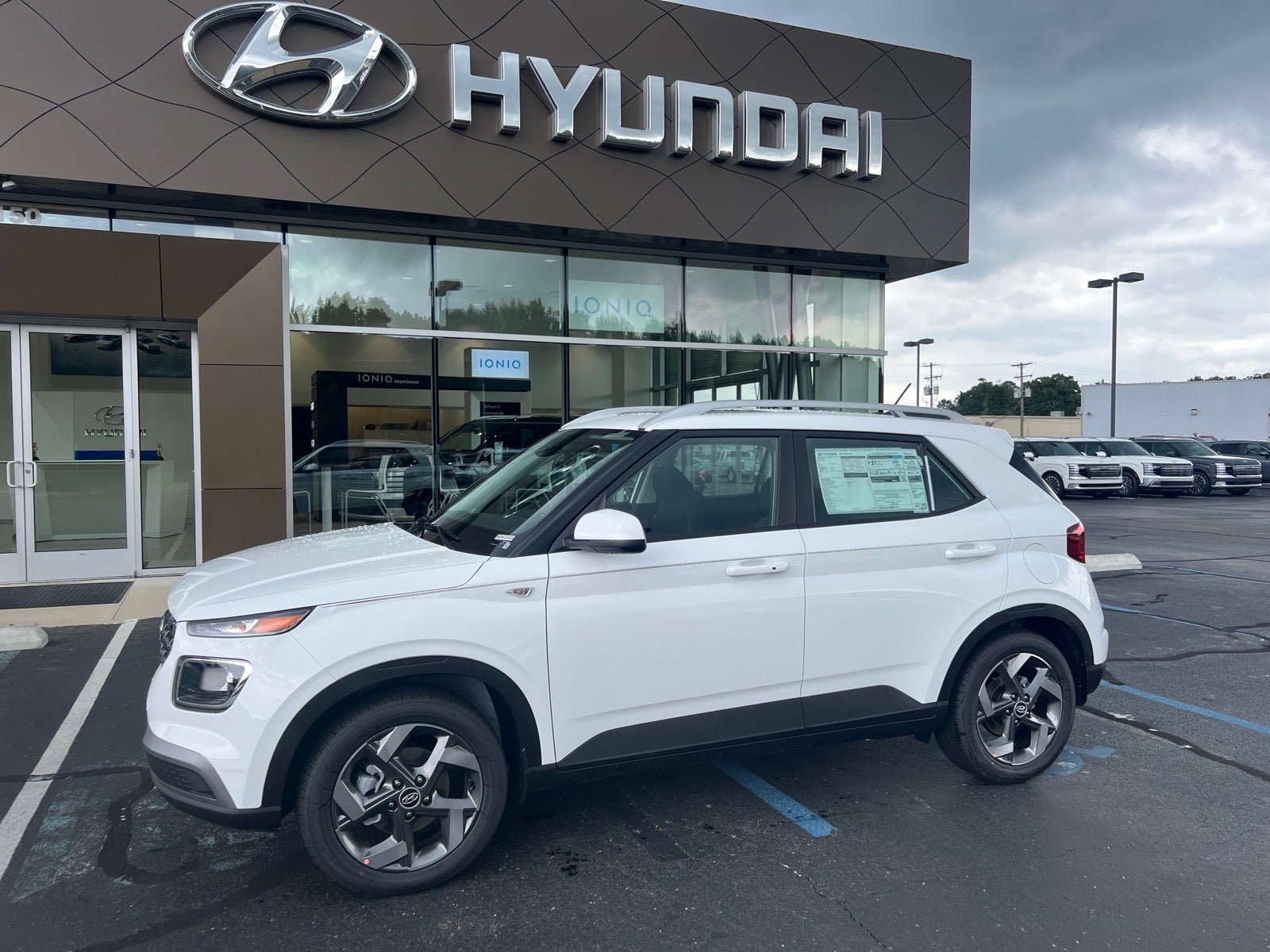 2026 Hyundai VENUE SEL