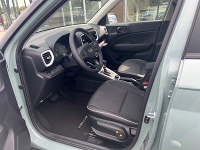 2025 Hyundai VENUE Limited