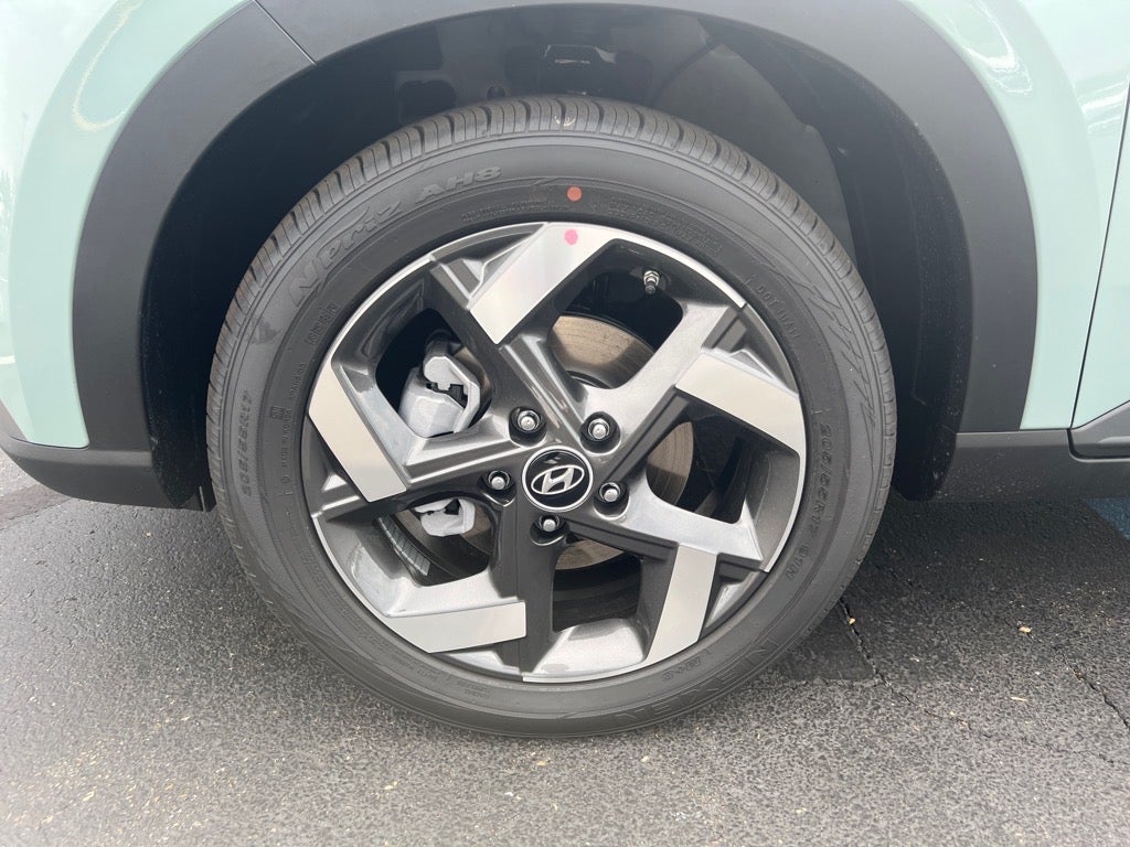 2025 Hyundai VENUE Limited