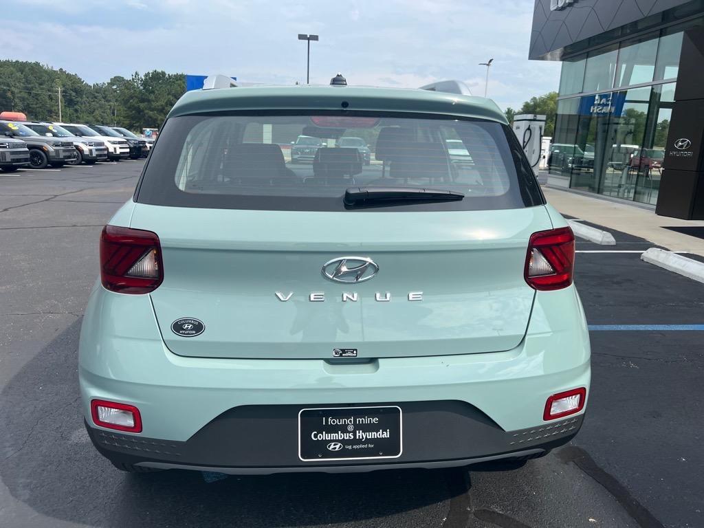 2025 Hyundai VENUE Limited